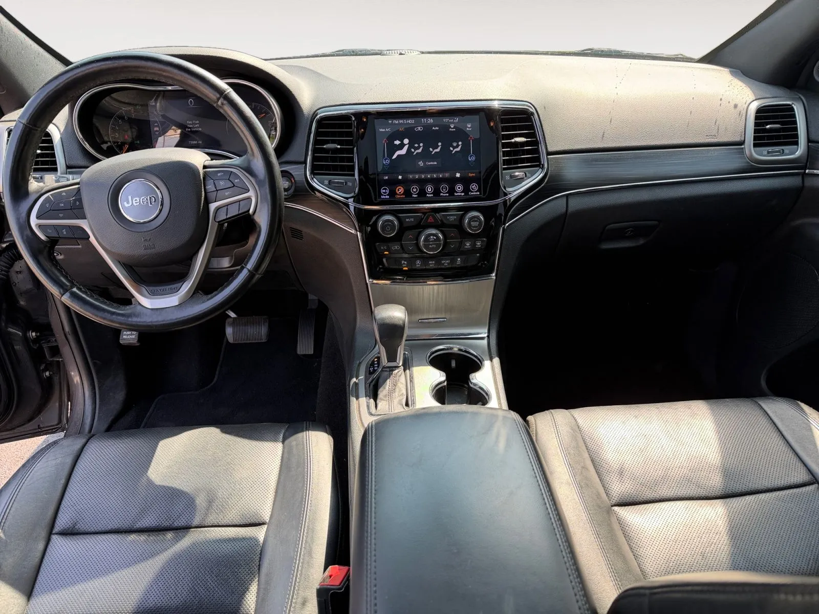 Jeep Grand Cherokee photo 10