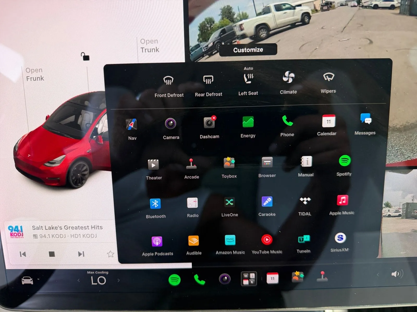 Tesla Model Y photo 24