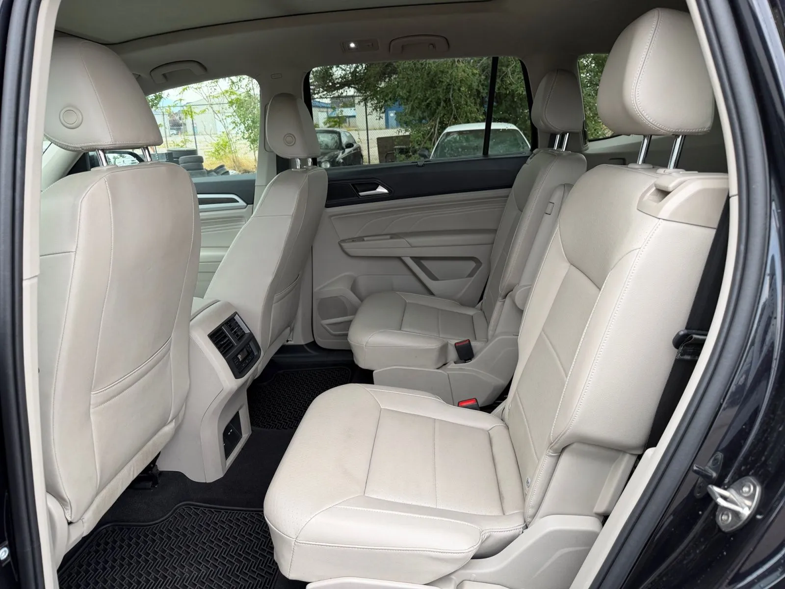 Volkswagen Atlas photo 26