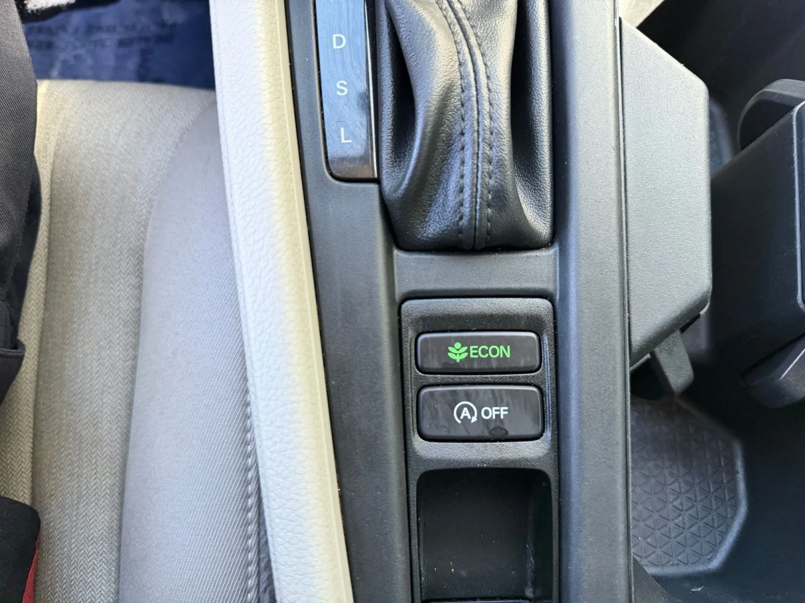 Honda Accord photo 25