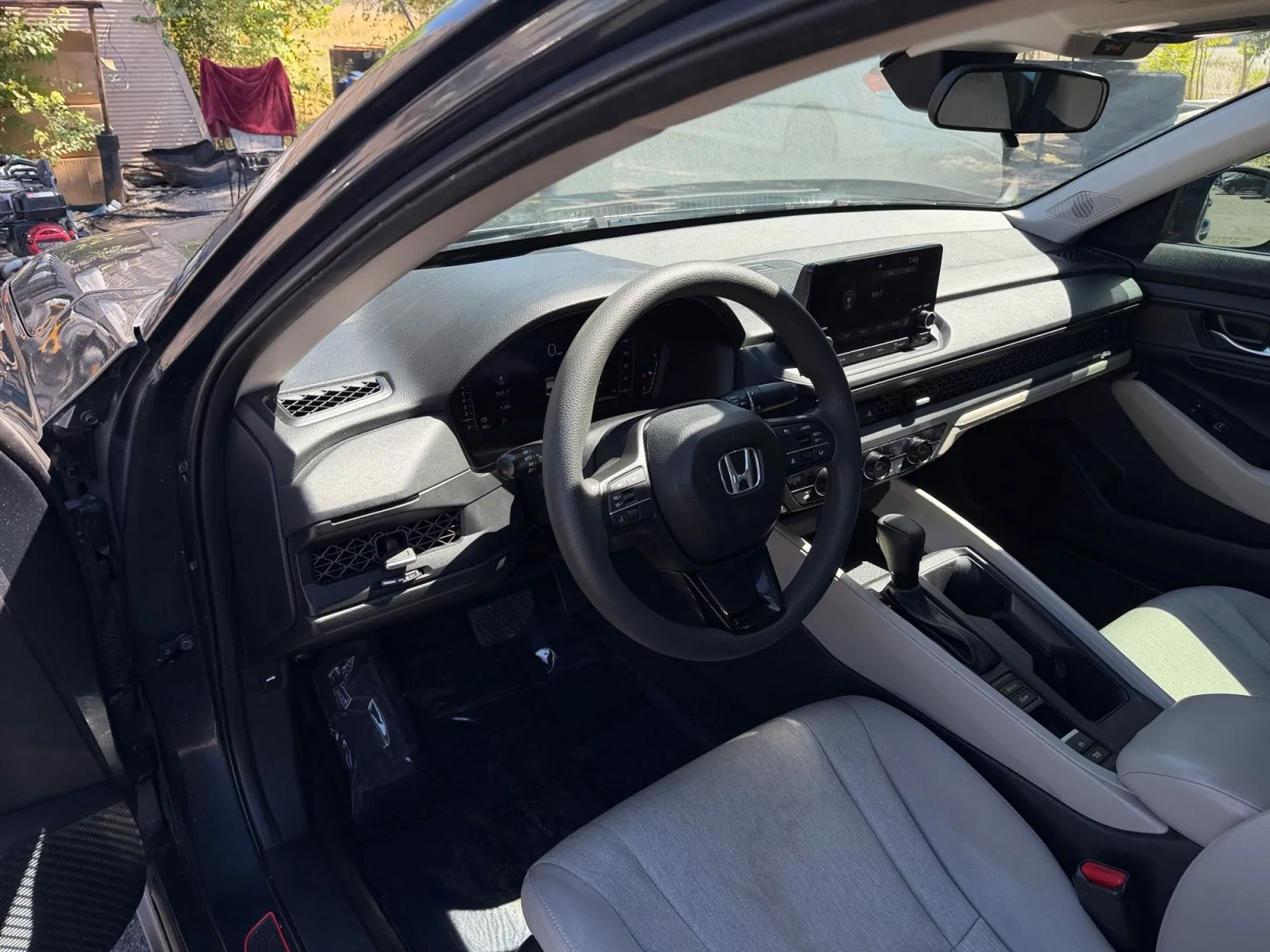 Honda Accord photo 18