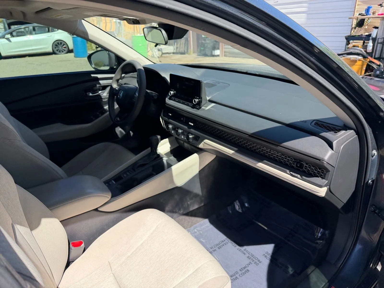 Honda Accord photo 16