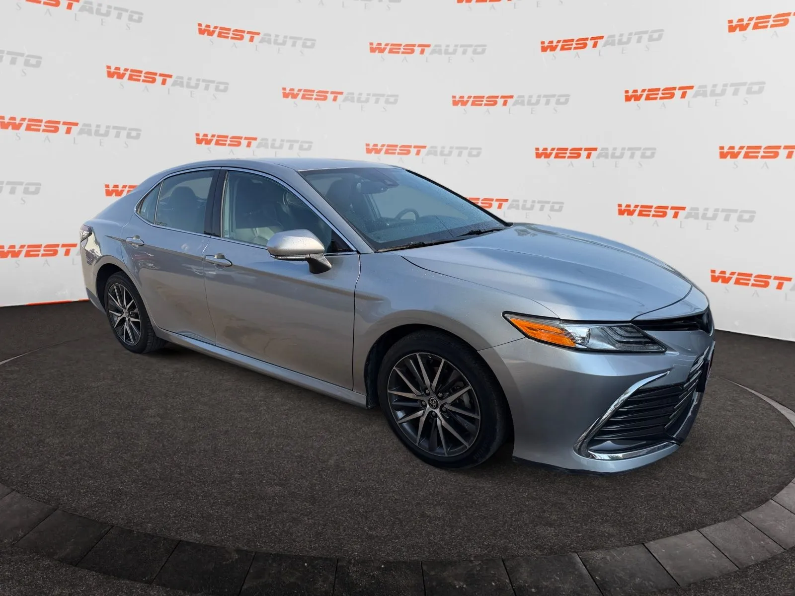 Toyota Camry photo 7