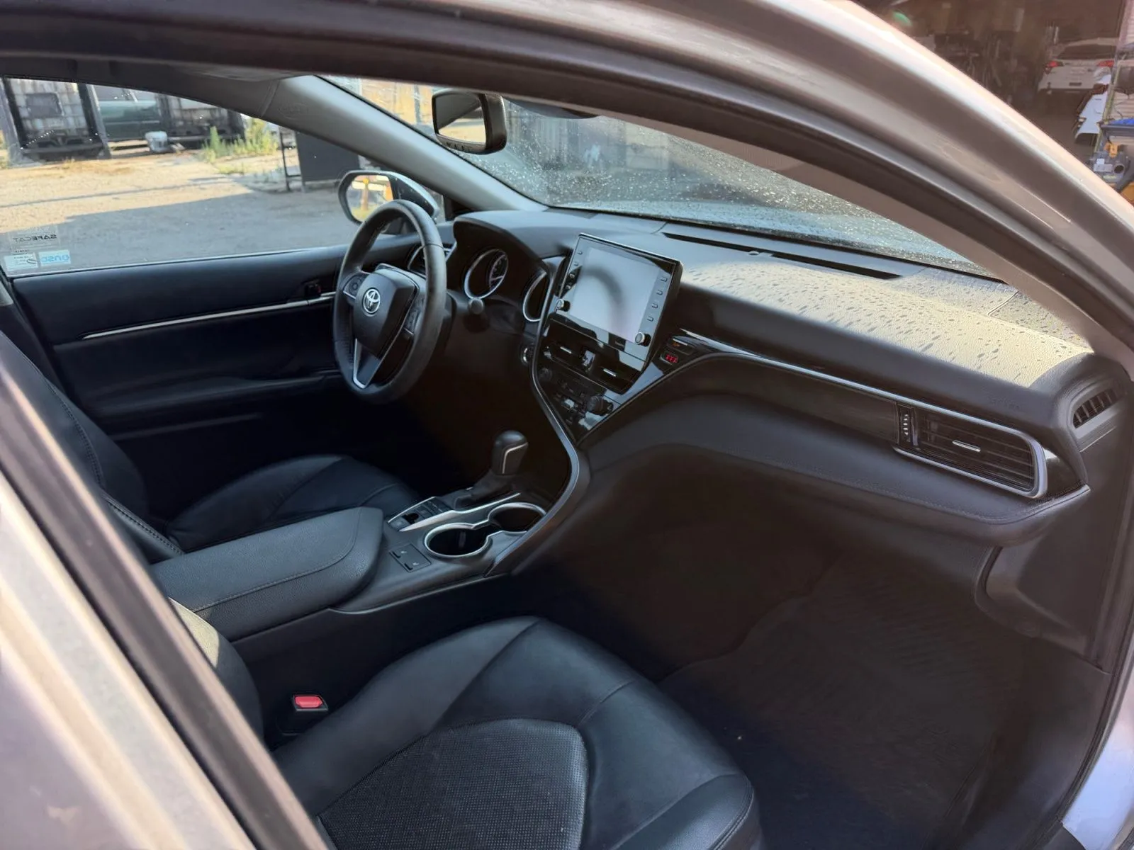 Toyota Camry photo 16