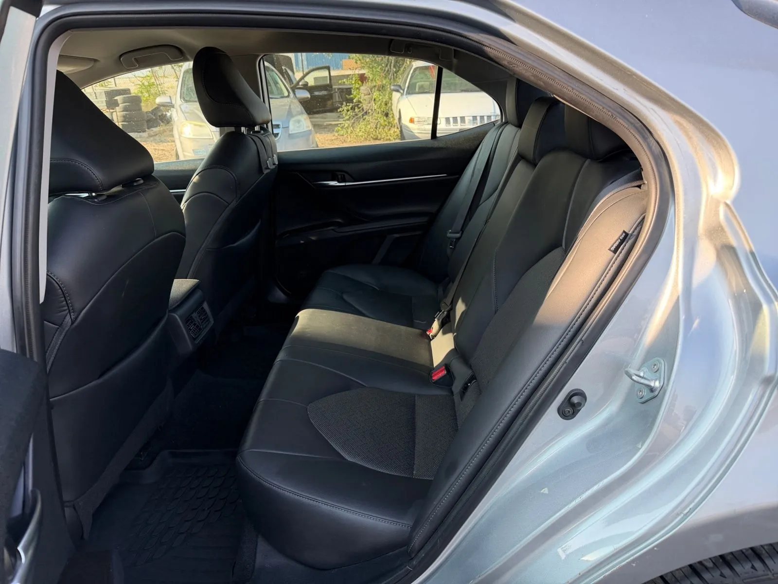 Toyota Camry photo 25