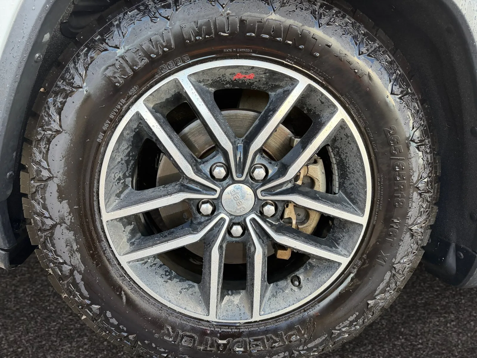 Jeep Grand Cherokee photo 14