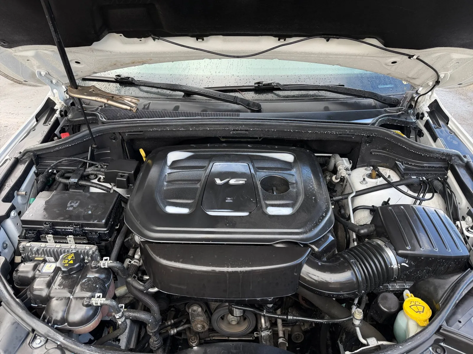 Jeep Grand Cherokee photo 34