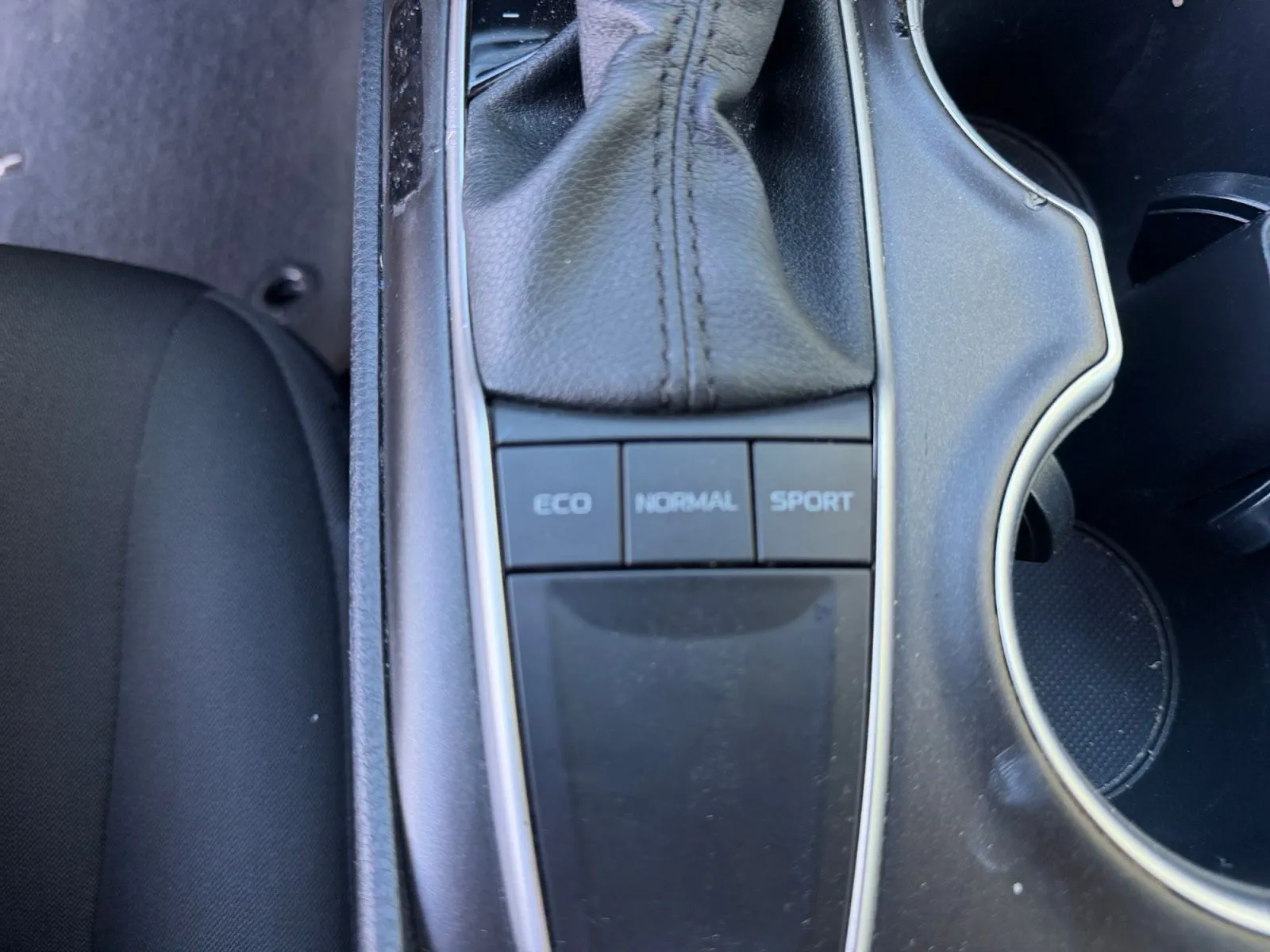 Toyota Camry photo 23