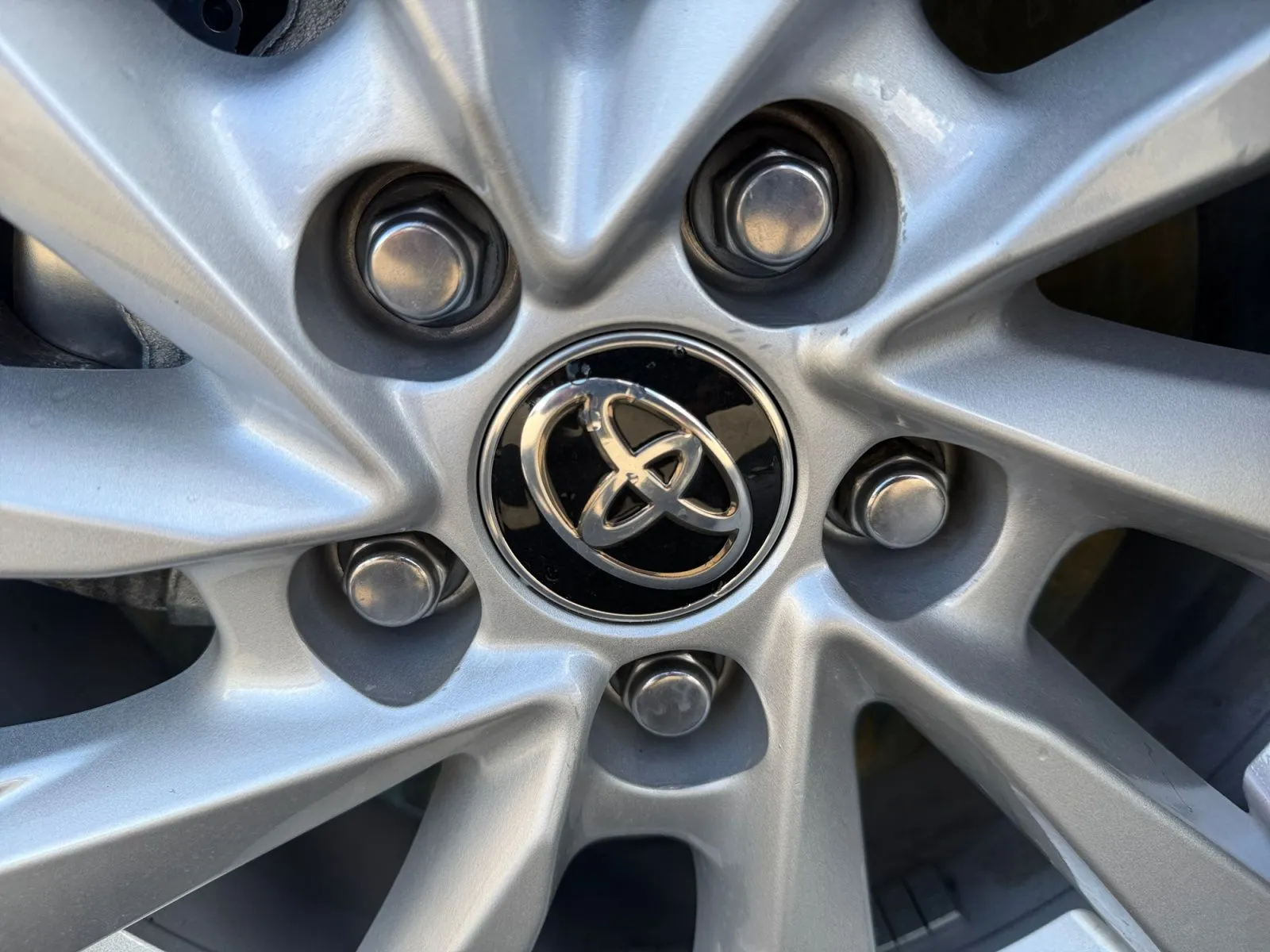 Toyota Camry photo 29