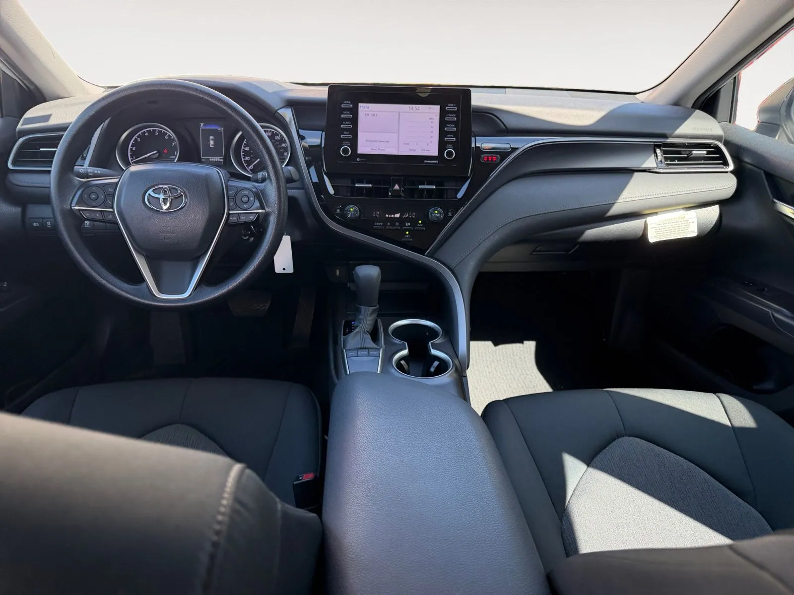 Toyota Camry photo 10