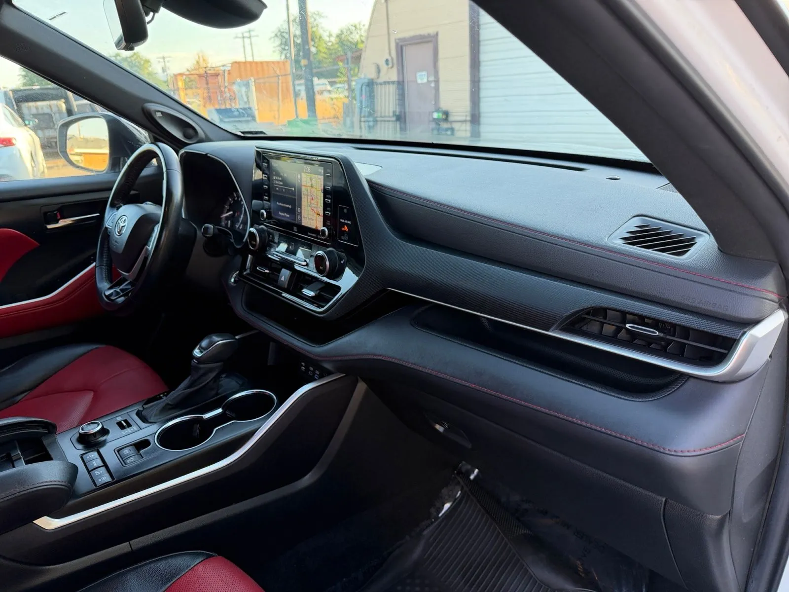 Toyota Highlander photo 16