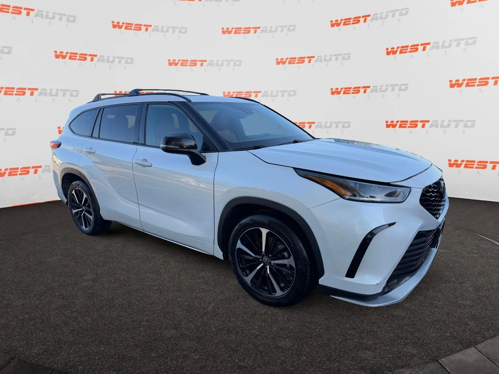 Toyota Highlander photo 7