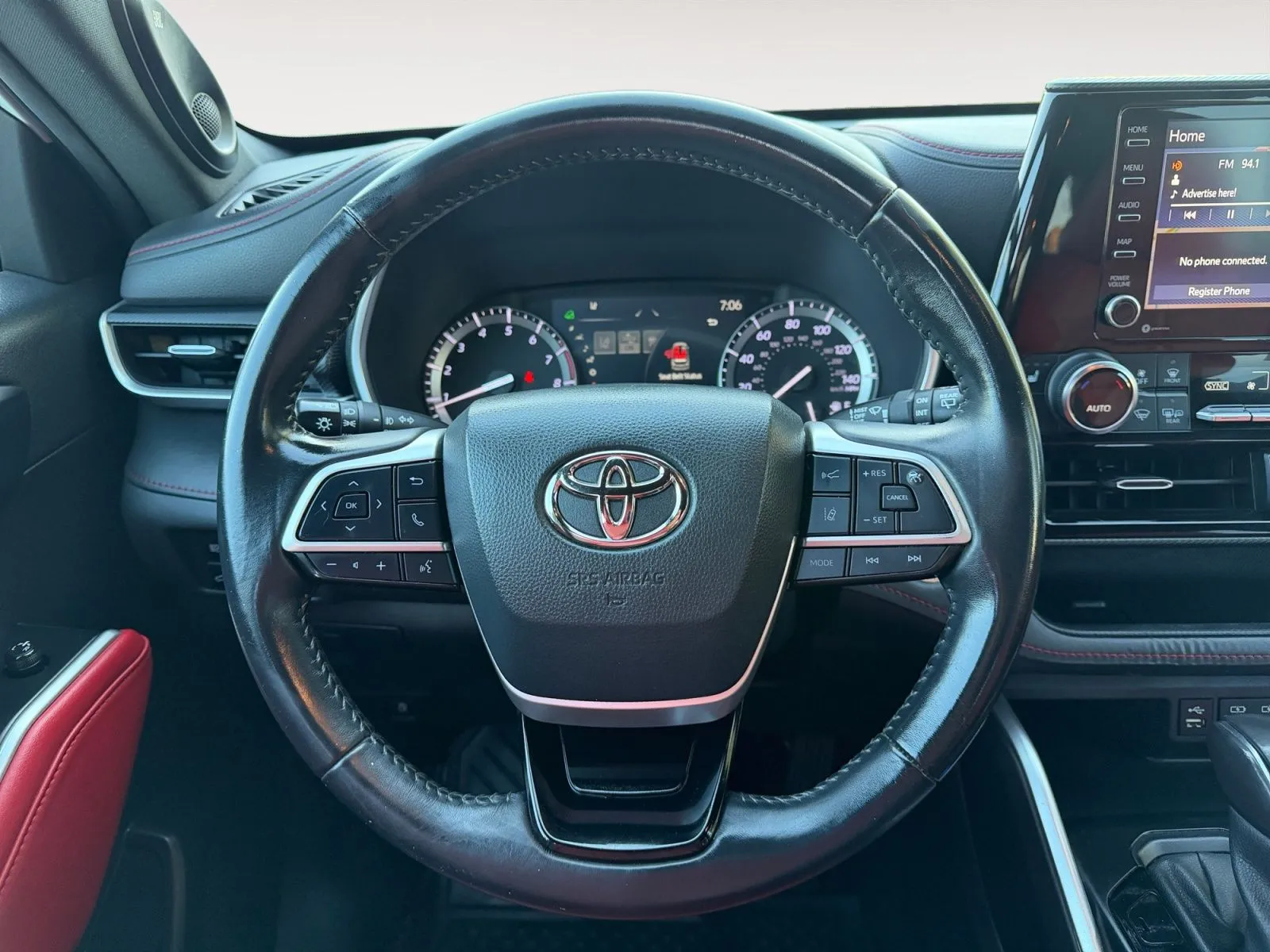Toyota Highlander photo 12