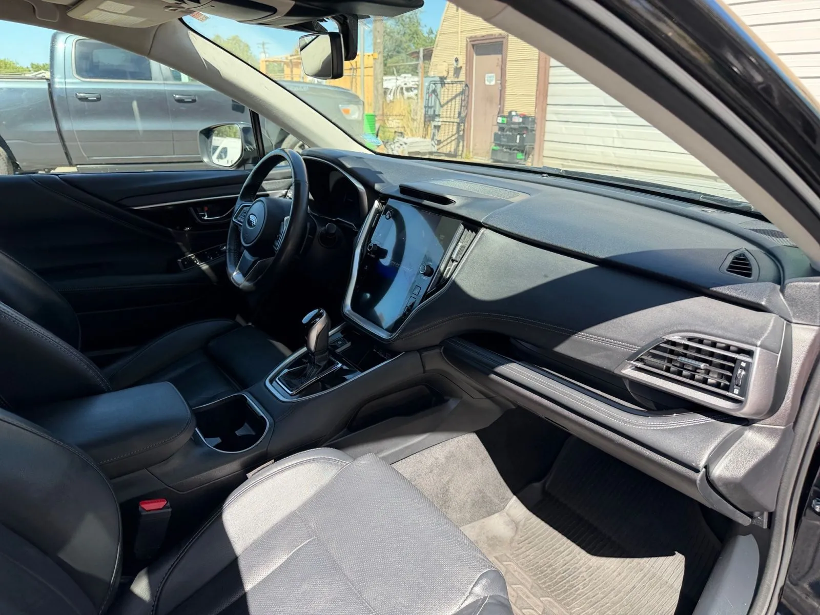 Subaru Outback photo 16