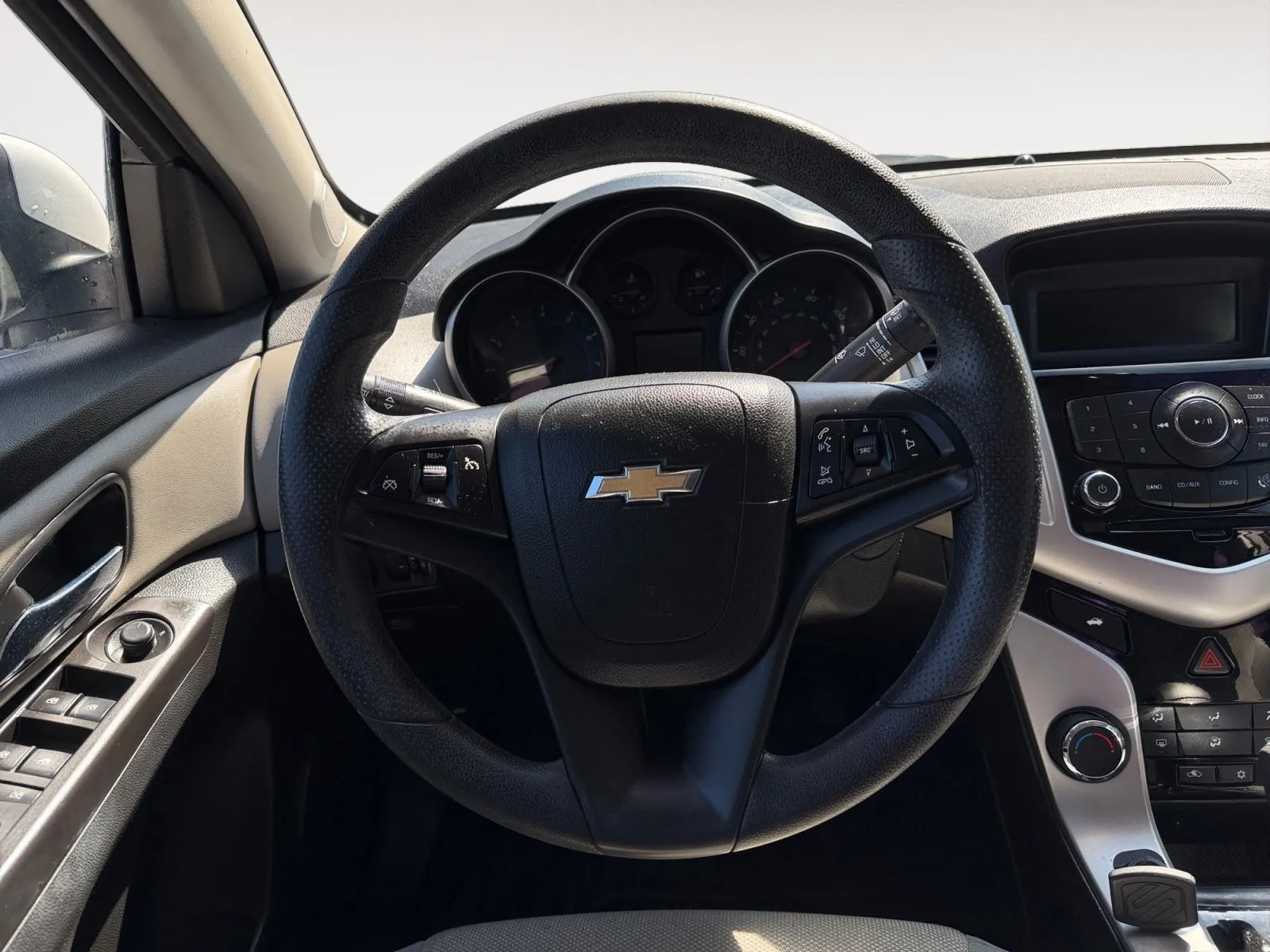 Chevrolet Cruze Limited photo 12
