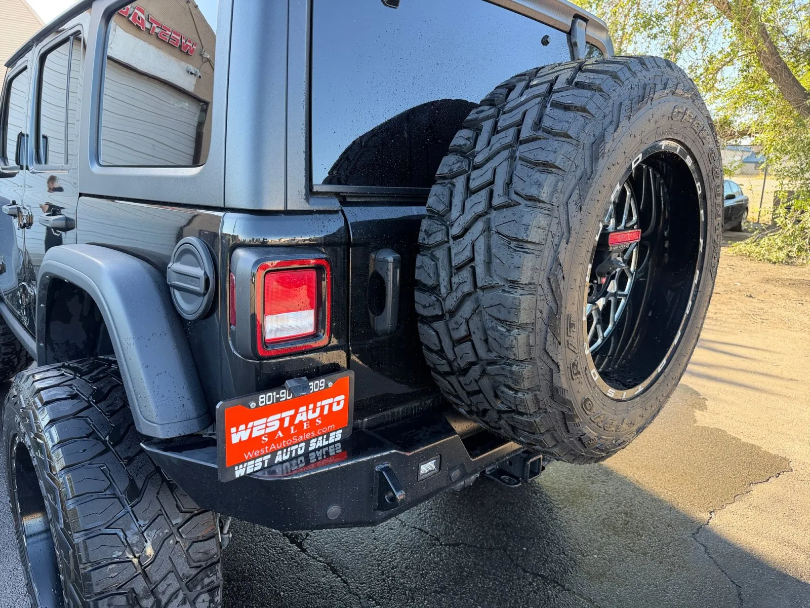 Jeep Wrangler photo 9