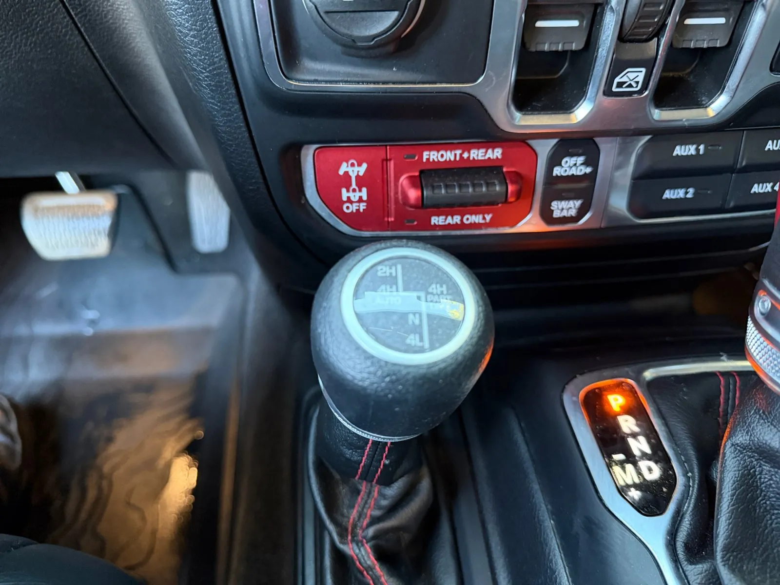 Jeep Wrangler photo 6