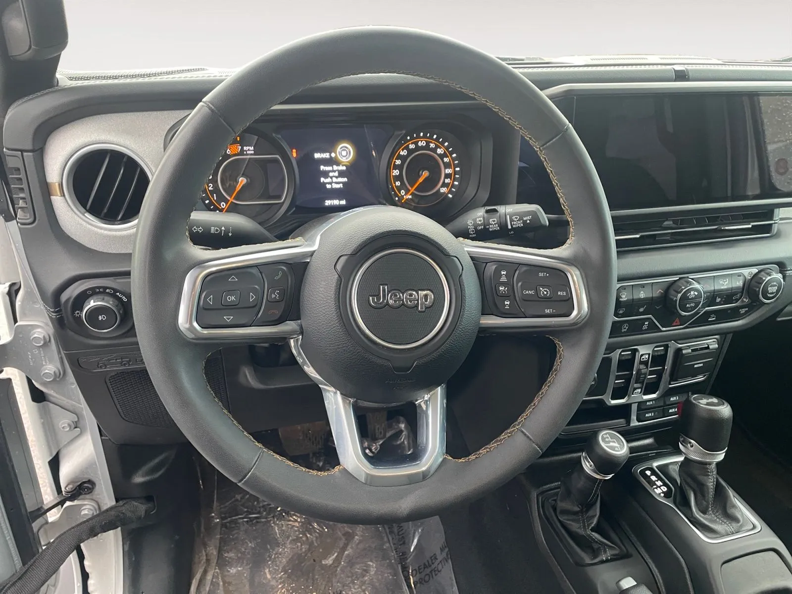 2024 Jeep Wrangler 4-Door Sahara - Photo 12