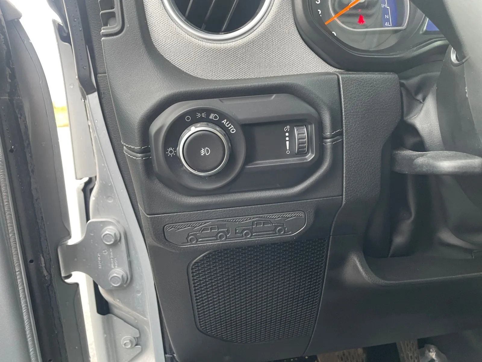 2024 Jeep Wrangler 4-Door Sahara - Photo 39