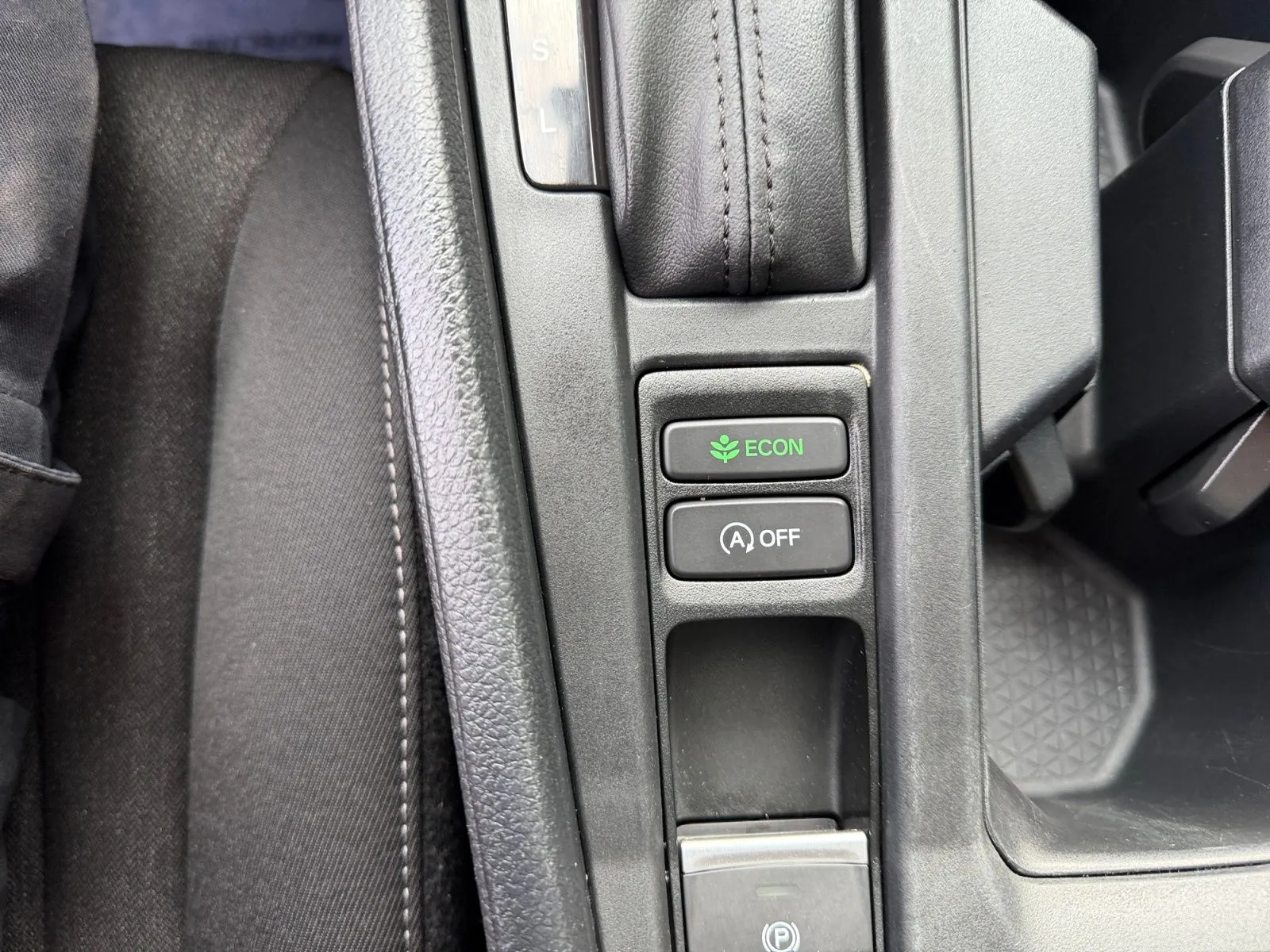 Honda Accord photo 24