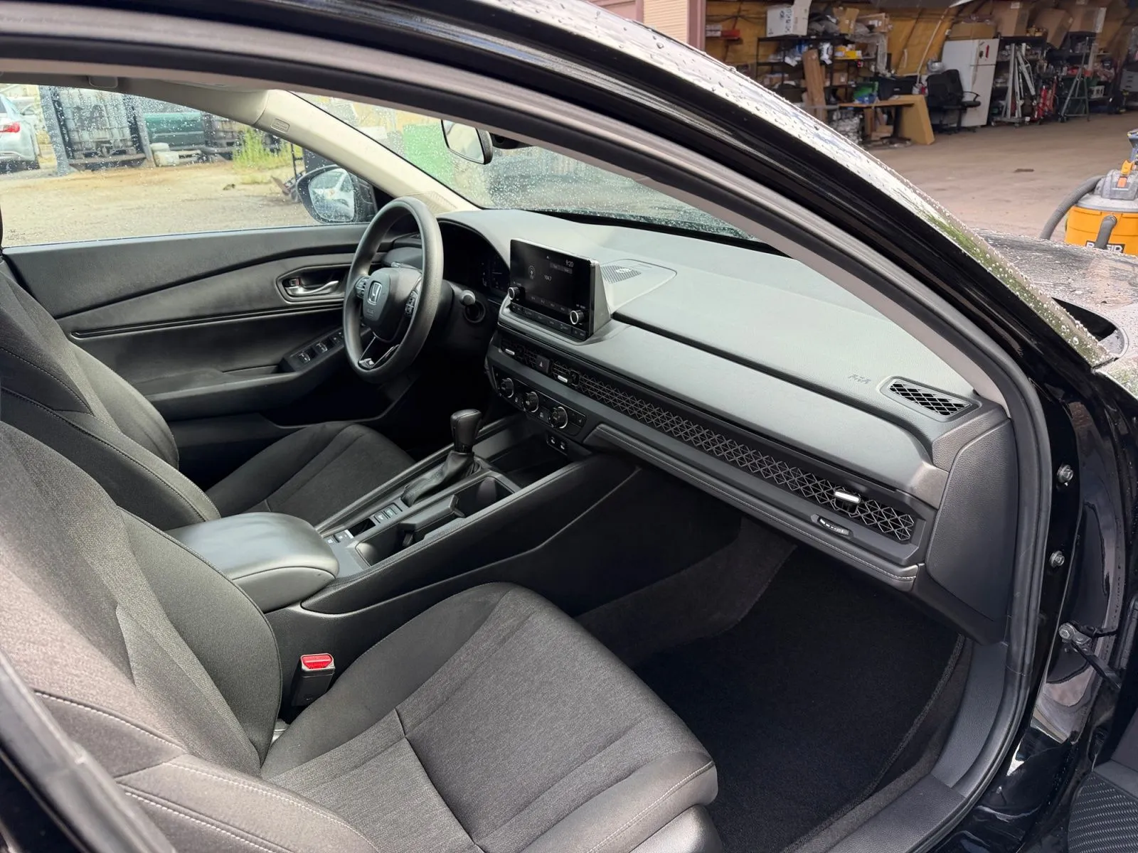 Honda Accord photo 16