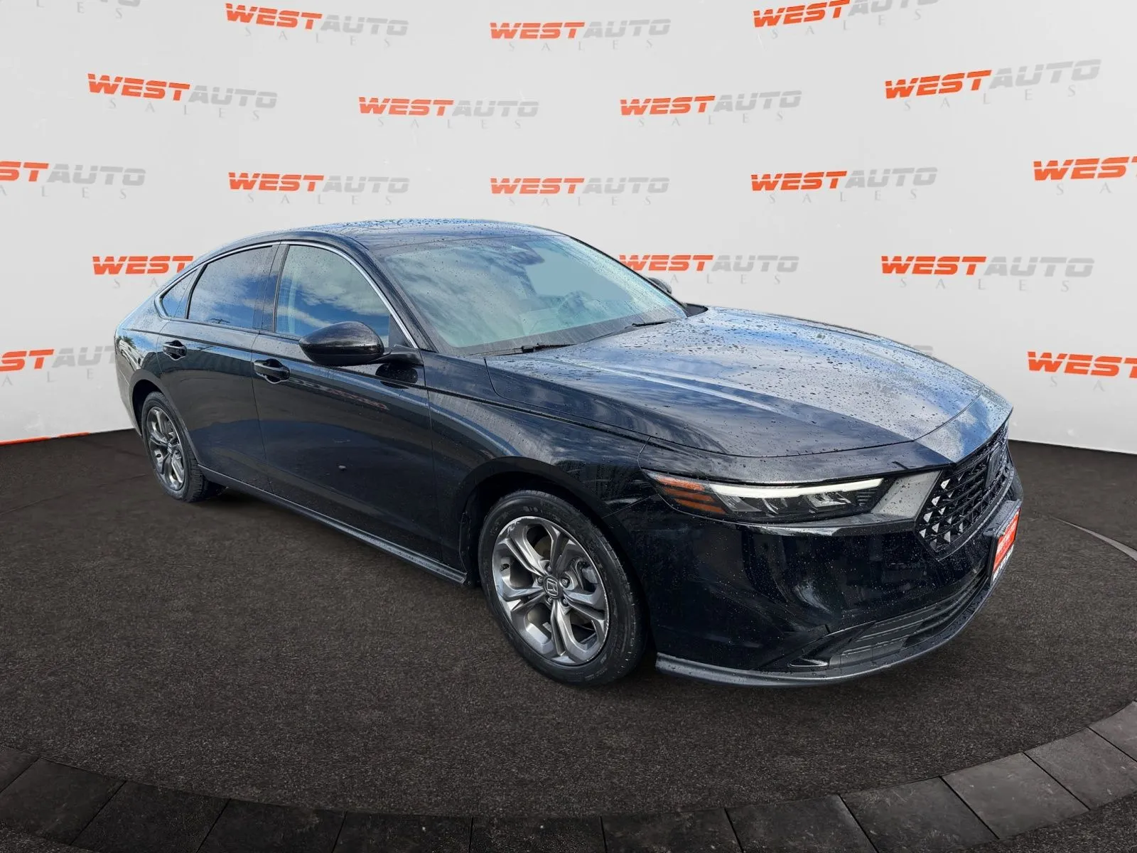 Honda Accord photo 7