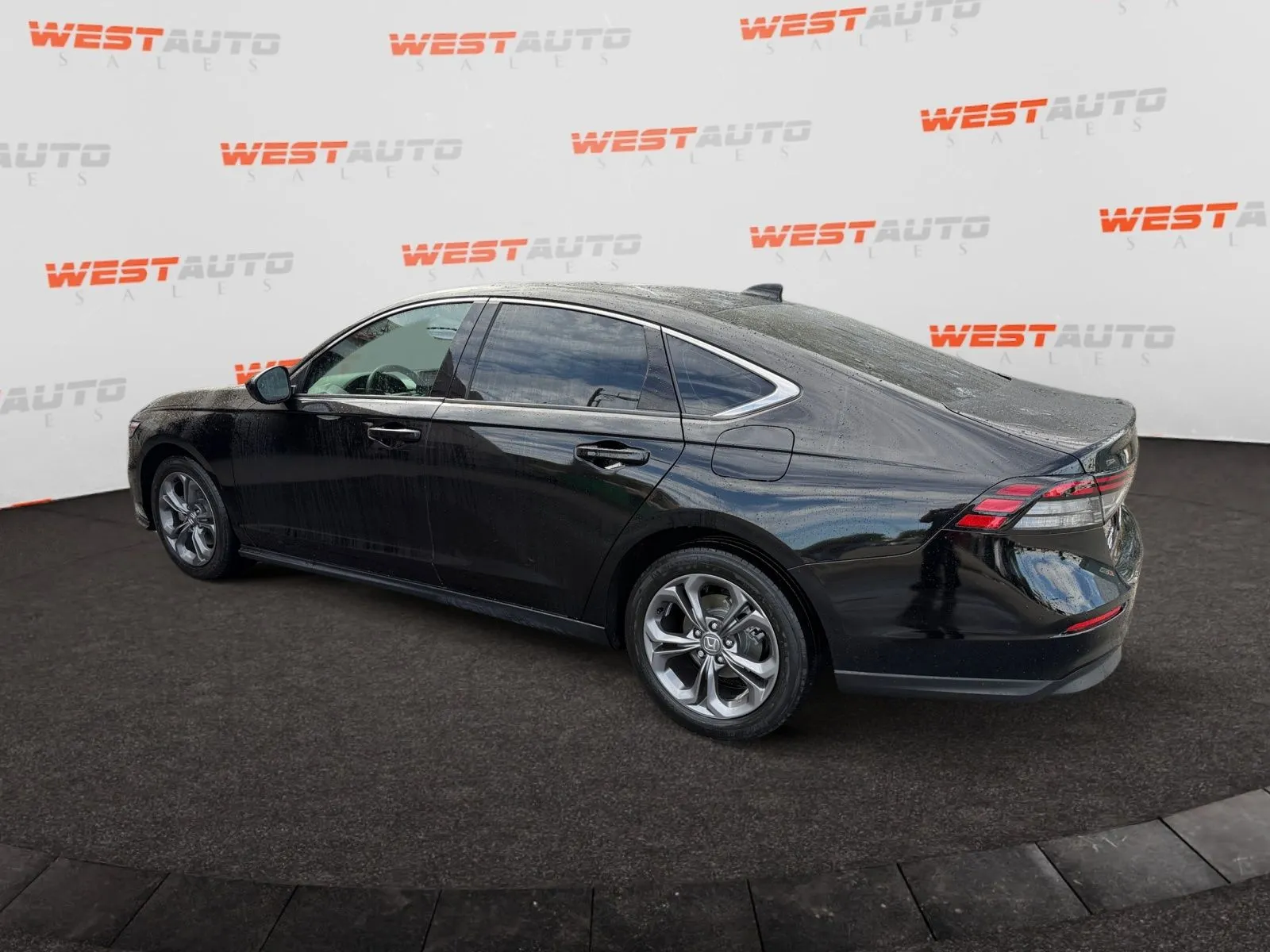 Honda Accord photo 3