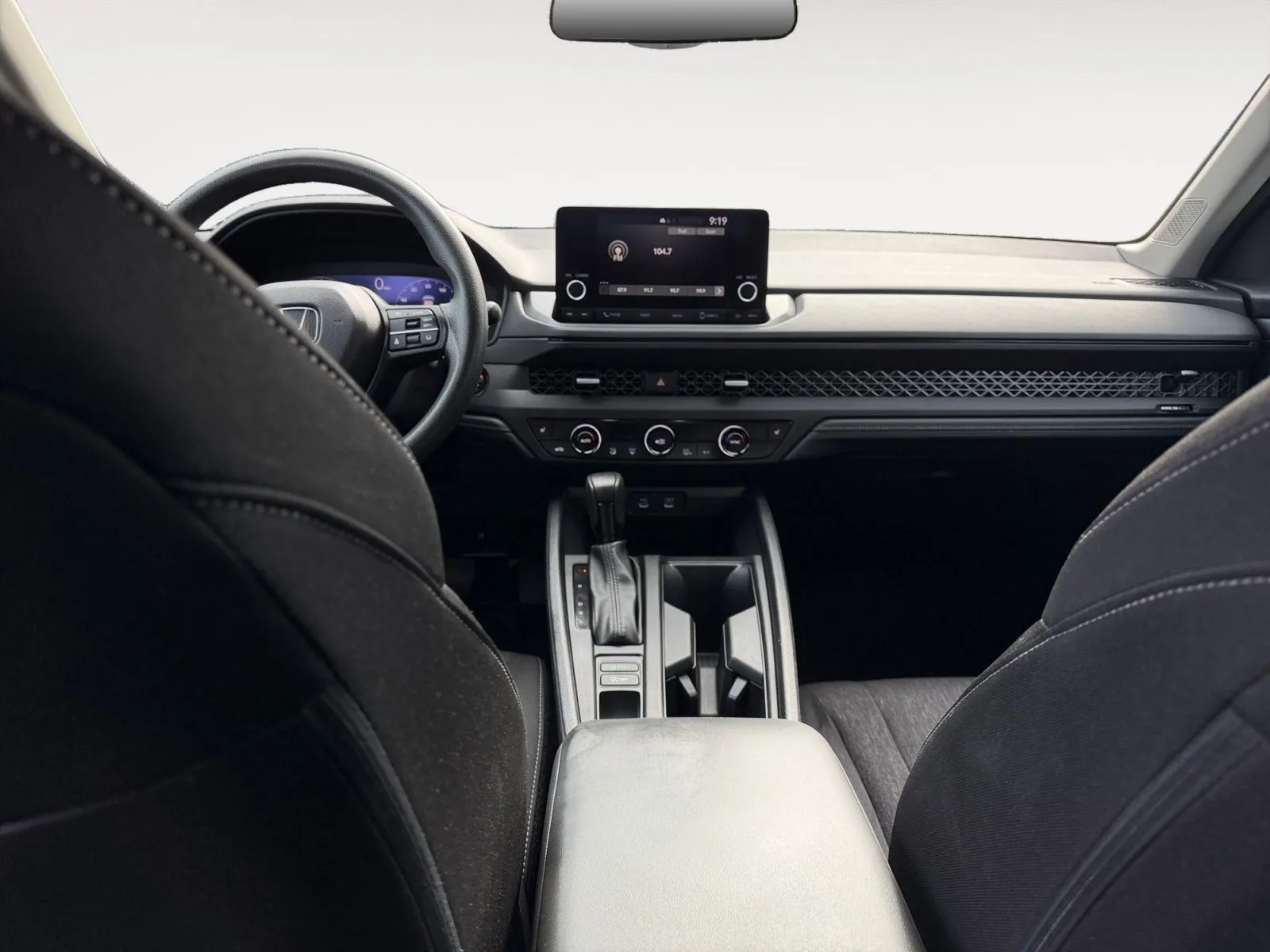 Honda Accord photo 11