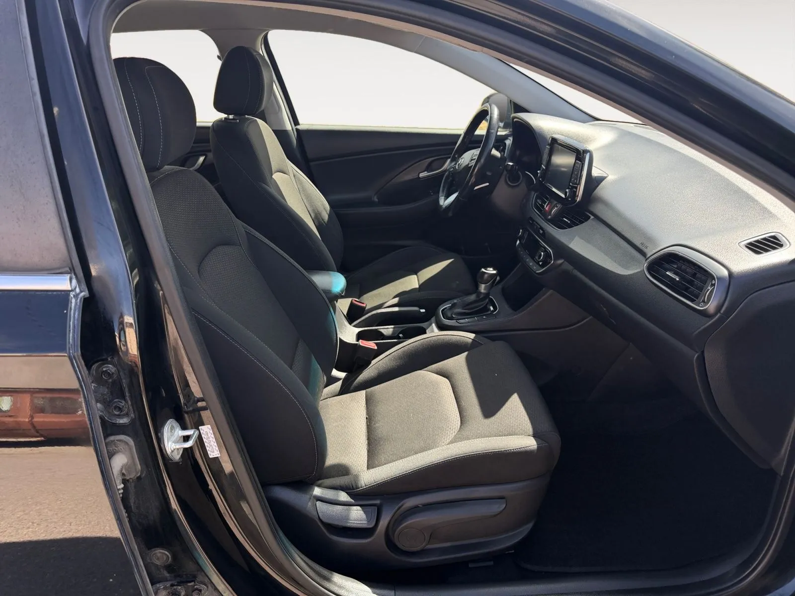 Hyundai Elantra GT photo 15