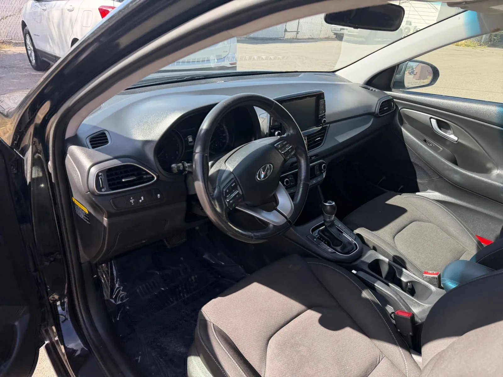 Hyundai Elantra GT photo 18