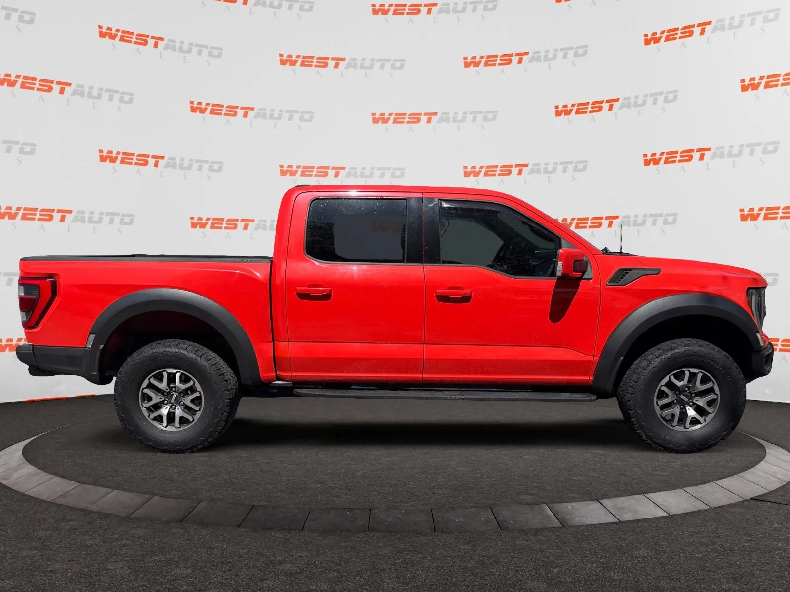 Ford F-150 photo 6
