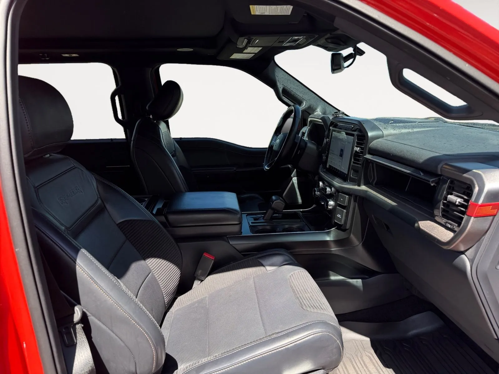 Ford F-150 photo 15
