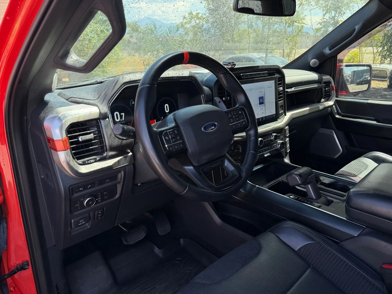 Ford F-150 photo 18