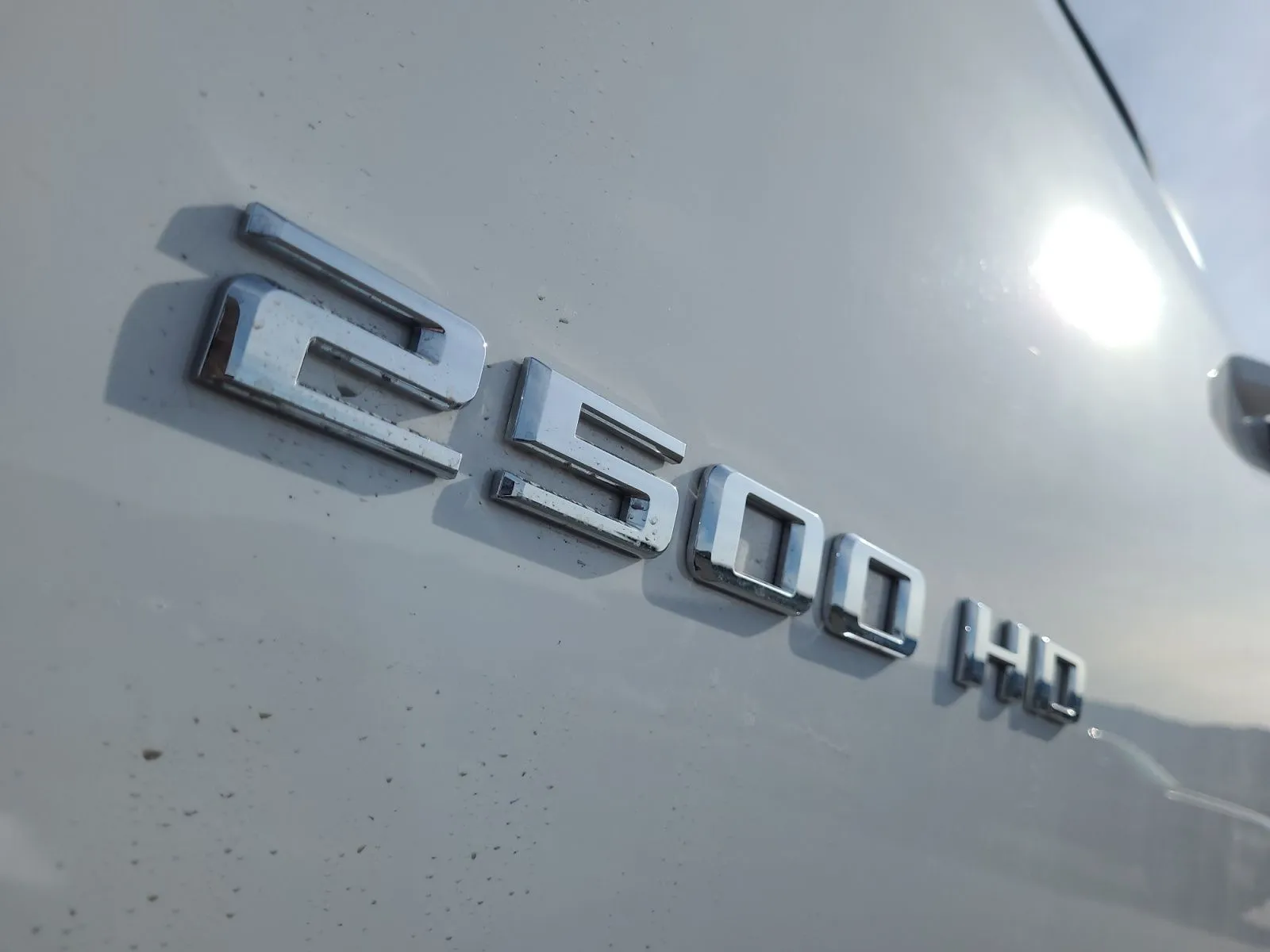 Chevrolet Silverado photo 16