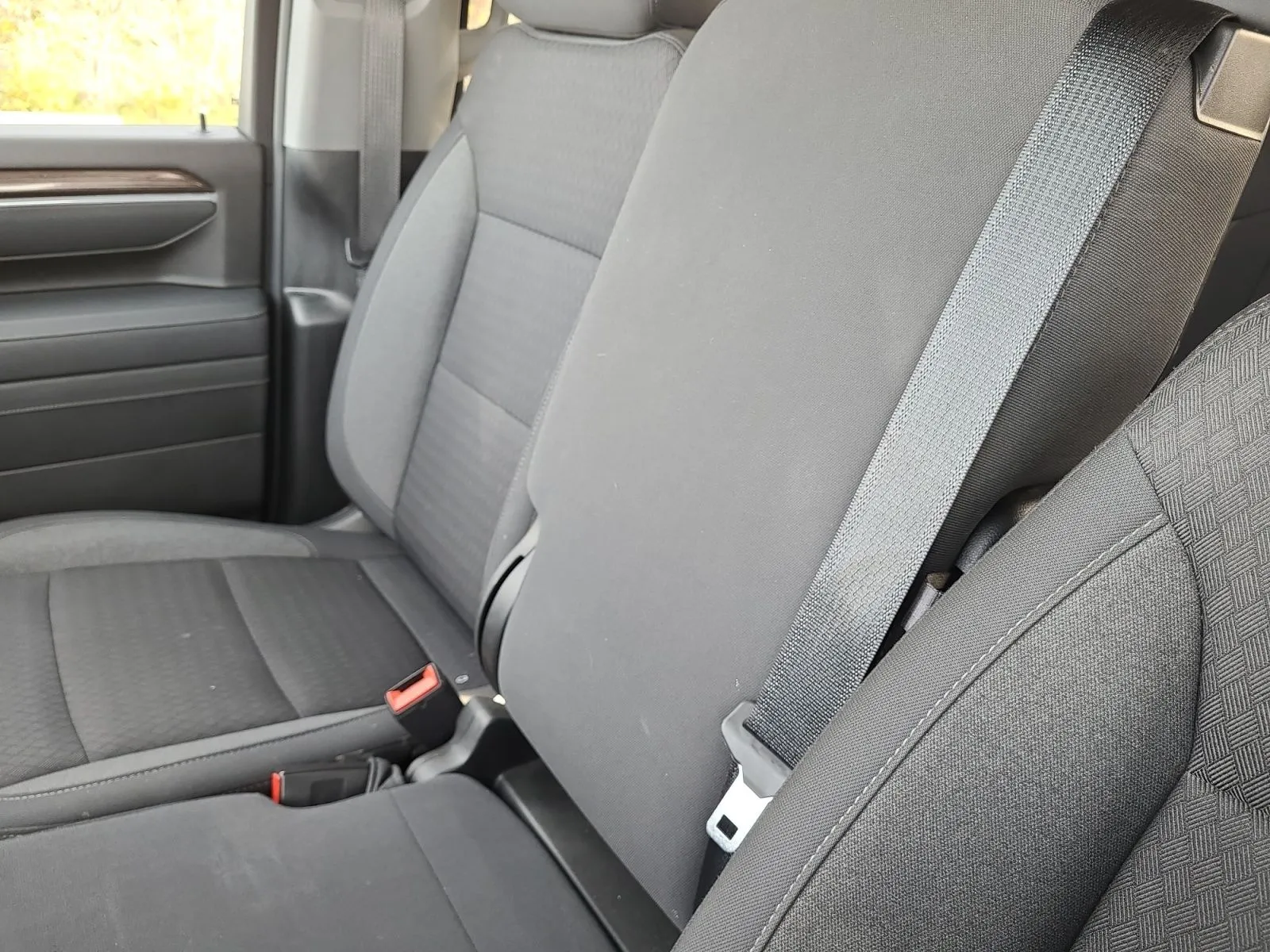 Chevrolet Silverado photo 27