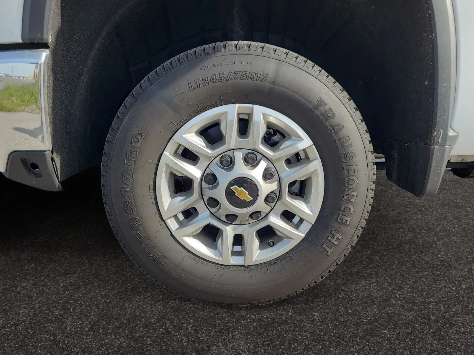 Chevrolet Silverado photo 14