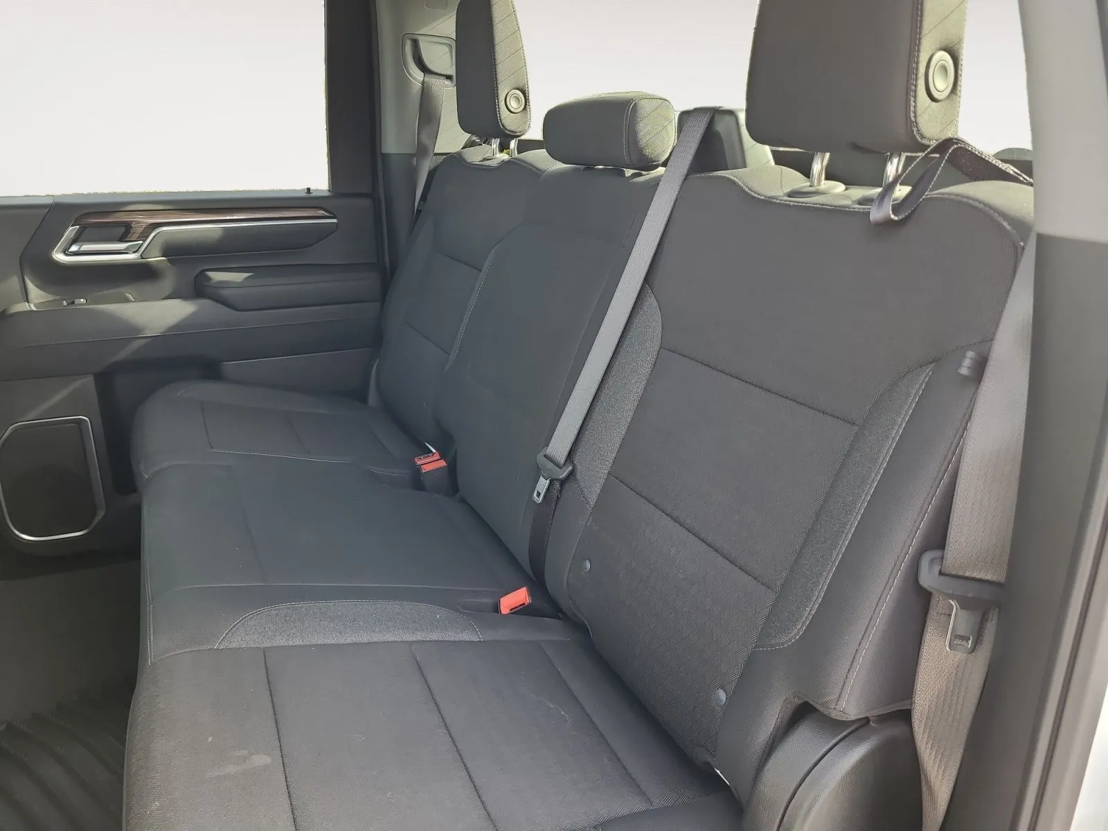 Chevrolet Silverado photo 13