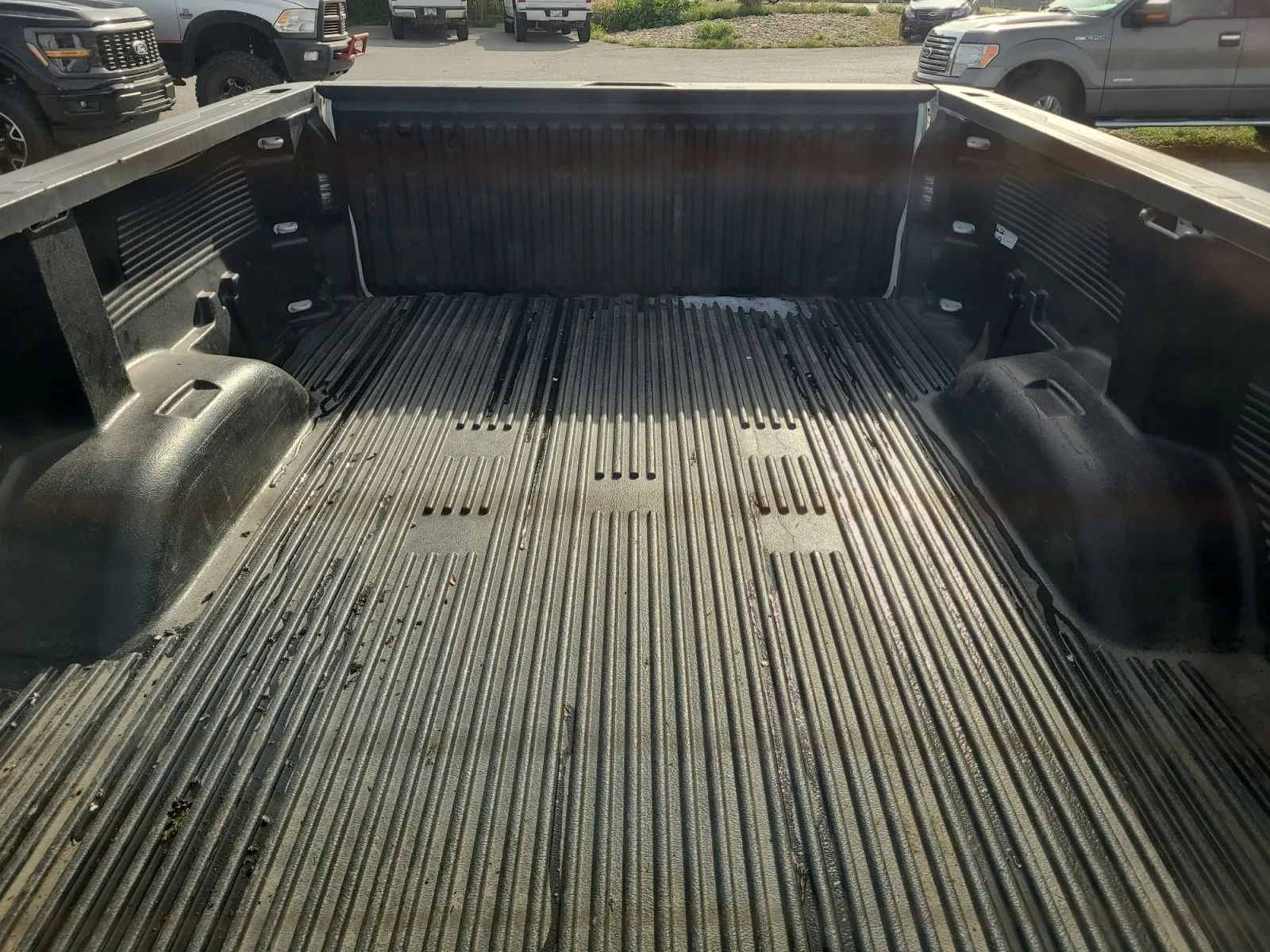 Chevrolet Silverado photo 33