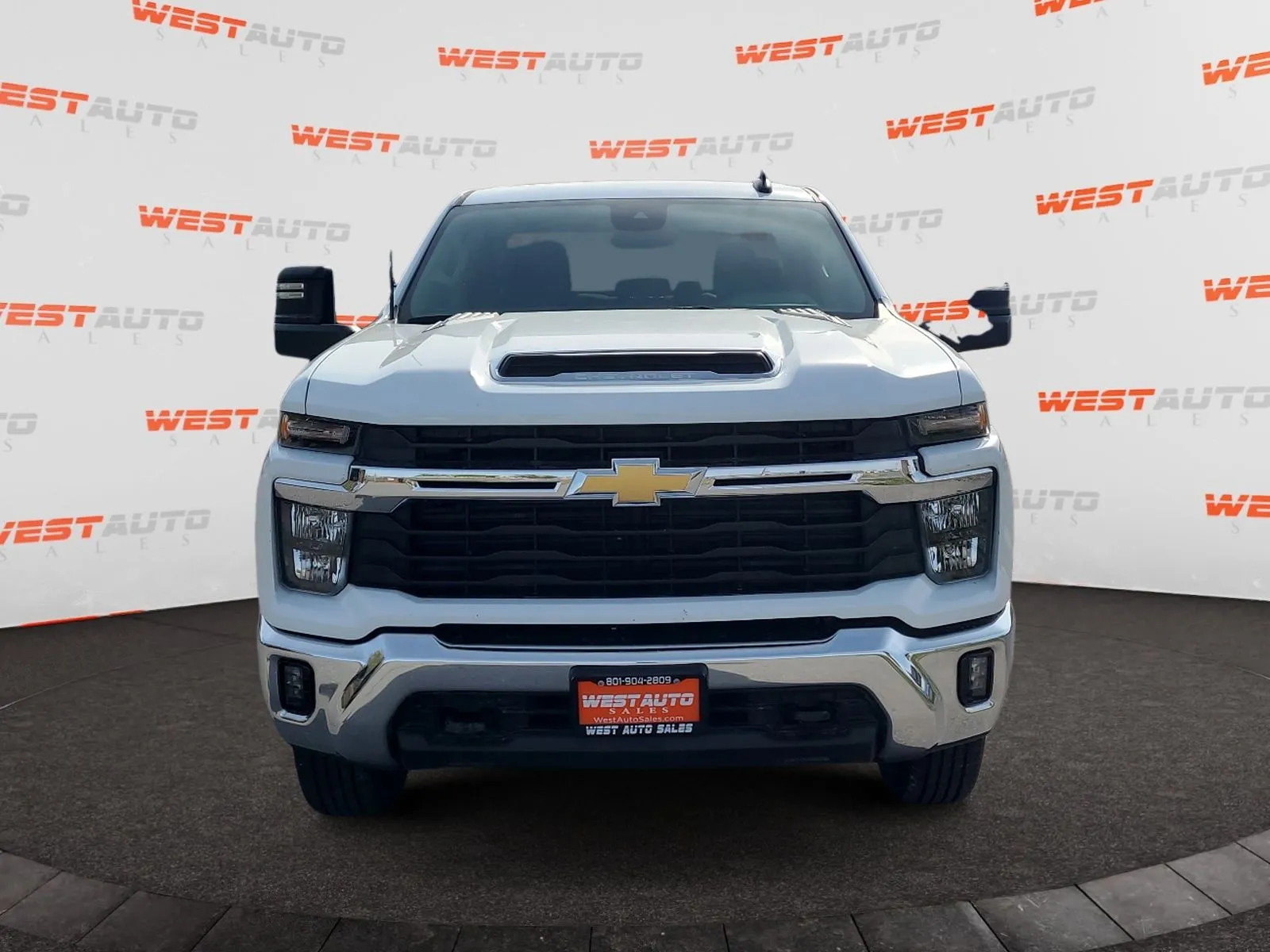 Chevrolet Silverado photo 8