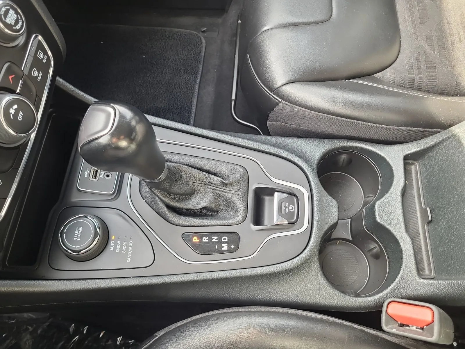 2022 Jeep Cherokee X - Photo 25