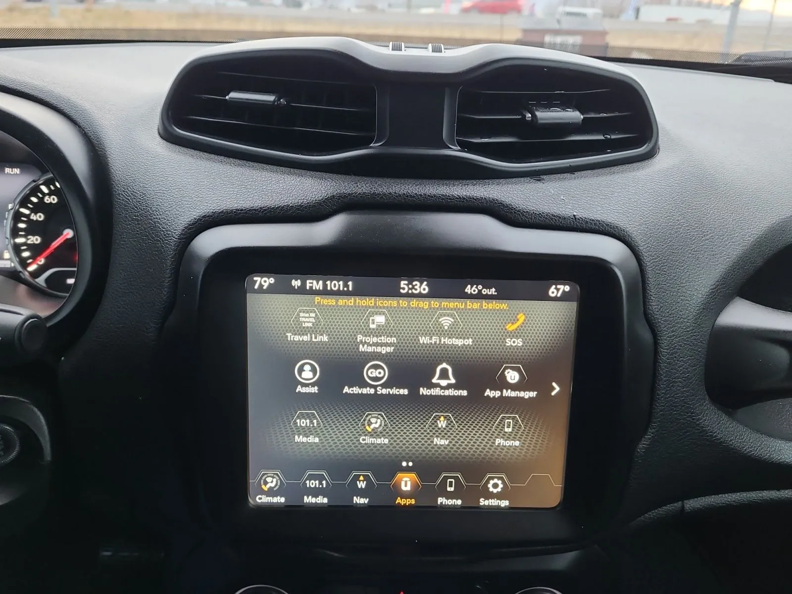 Jeep Renegade photo 22
