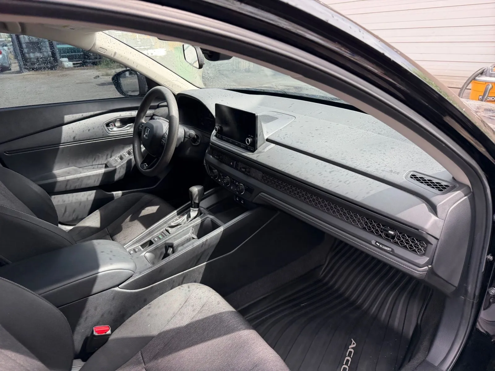 Honda Accord photo 16