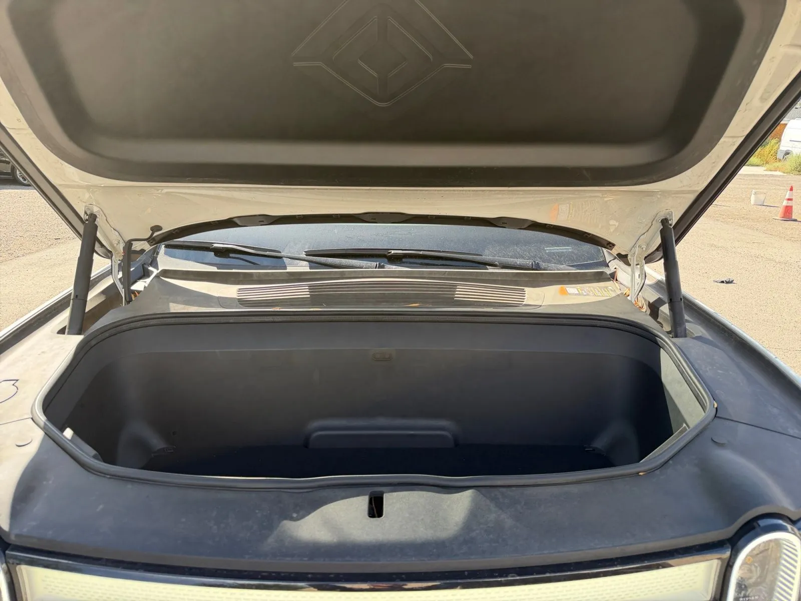 Rivian R1T photo 40