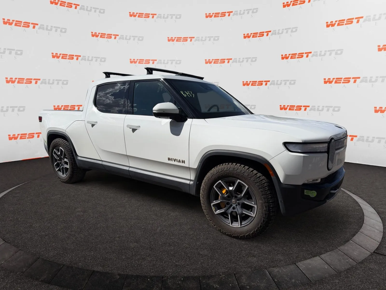 Rivian R1T photo 7