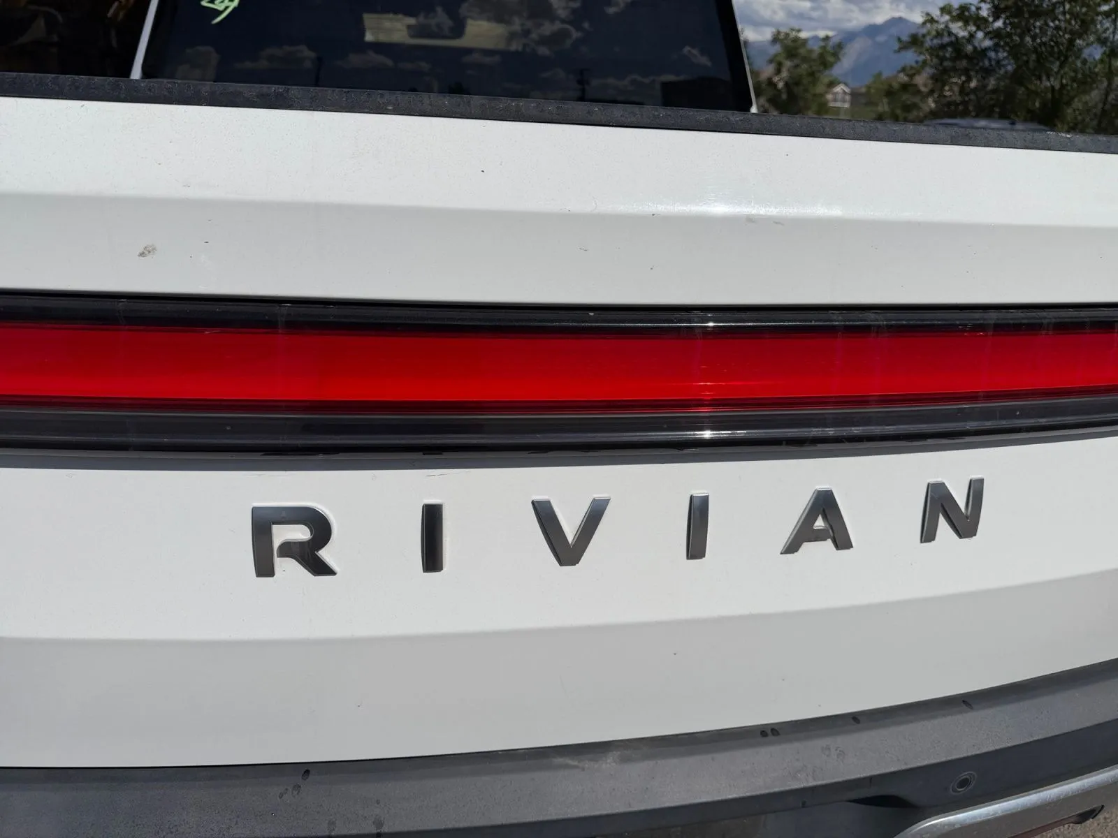 Rivian R1T photo 36