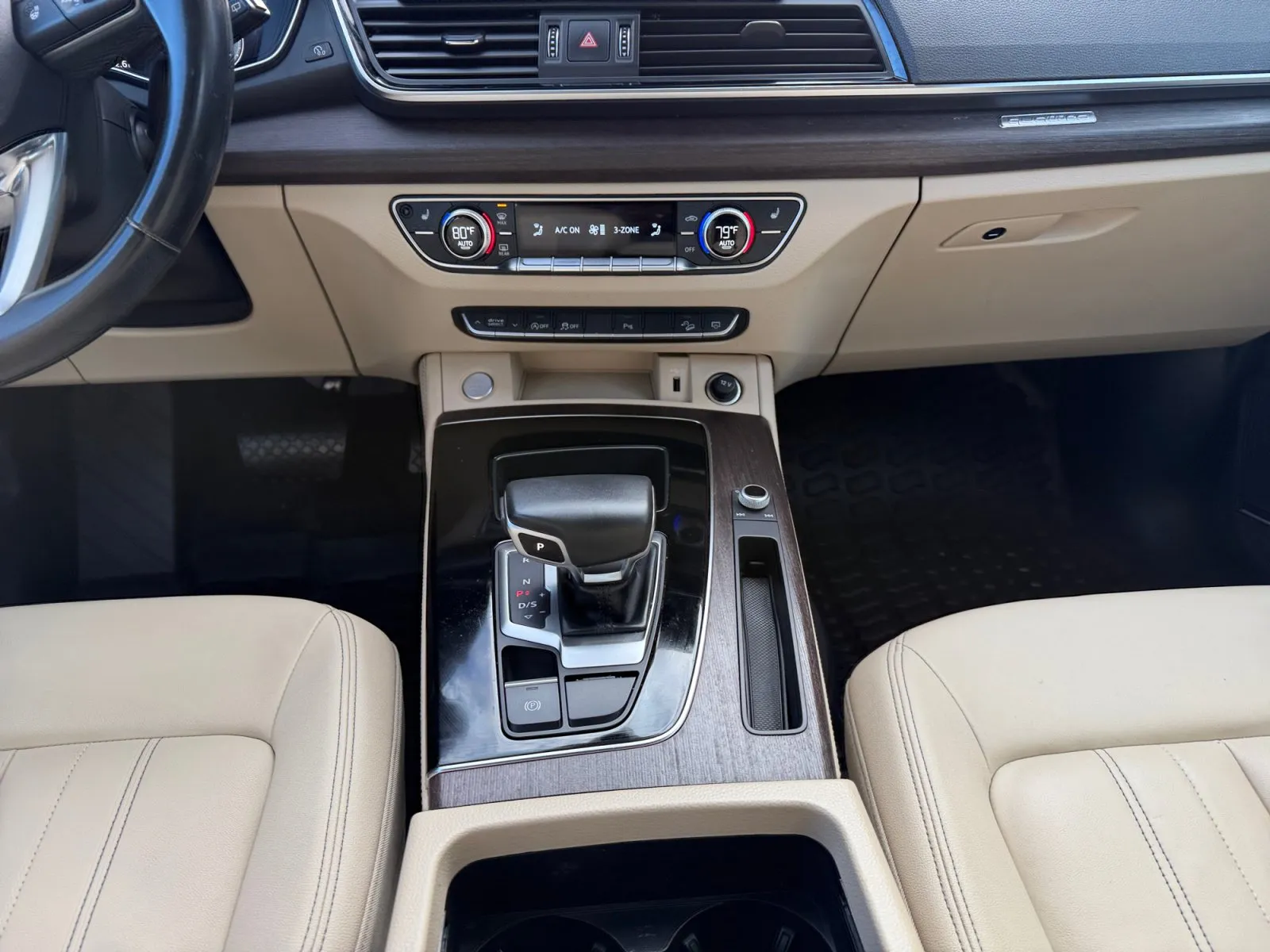 Audi Q5 photo 11