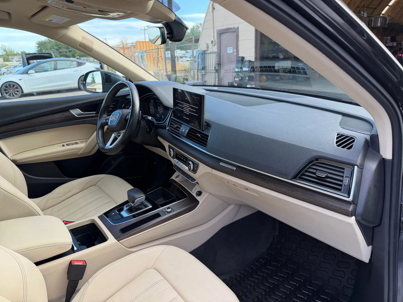 Audi Q5 photo 16