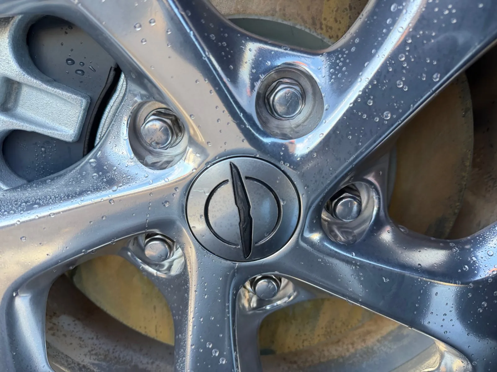 Chrysler Pacifica photo 31