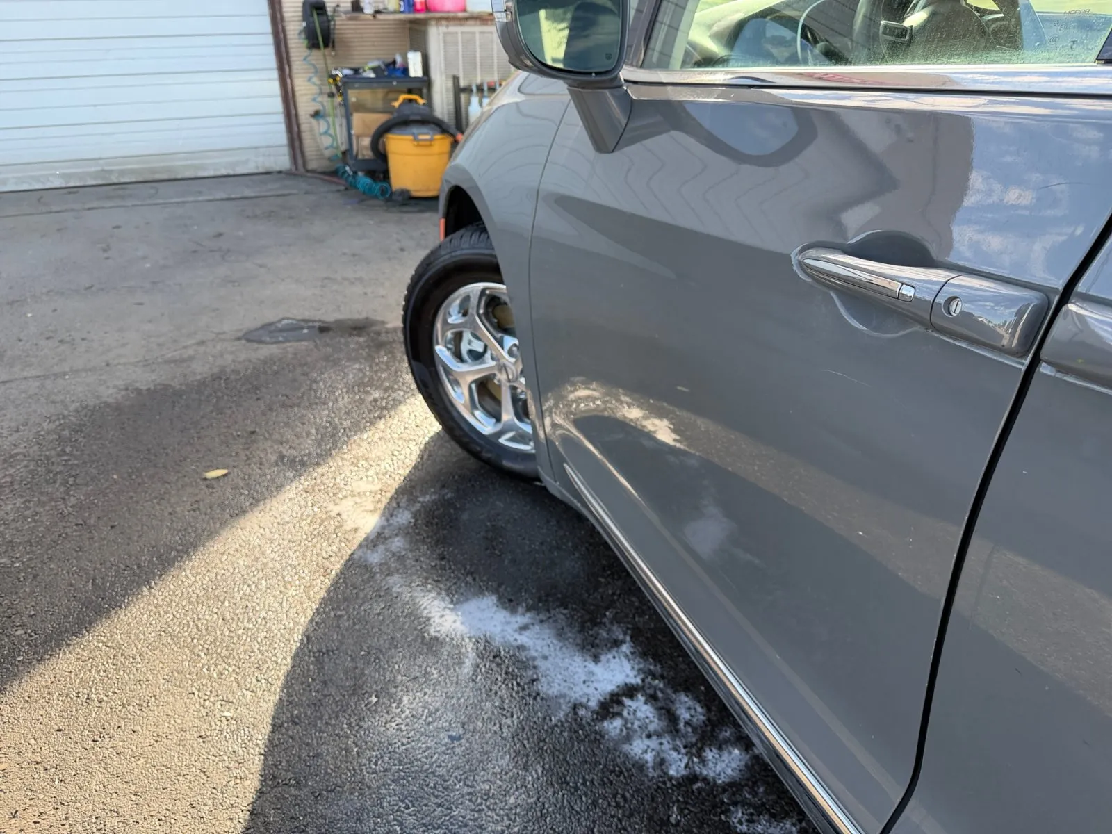 Chrysler Pacifica photo 30