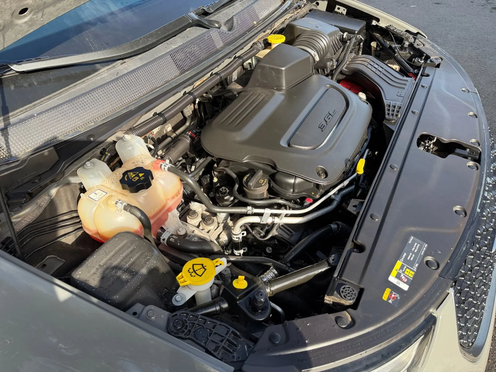 Chrysler Pacifica photo 34